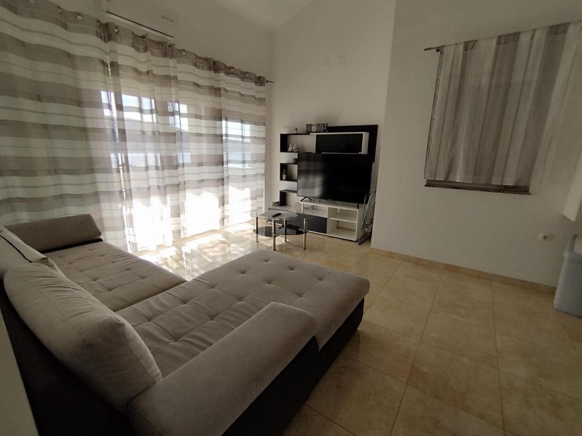 Apartmani Bakran Lopar Exterior photo
